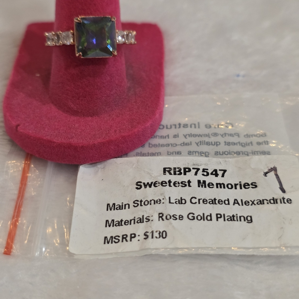 Sweetest Memories Alexandrite Ring in Rose Gold